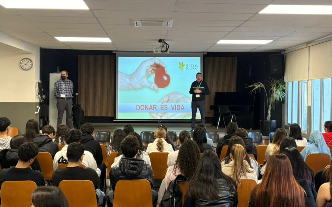 Charlas de concienciación sobre la donación de órganos en distintos institutos de Barcelona